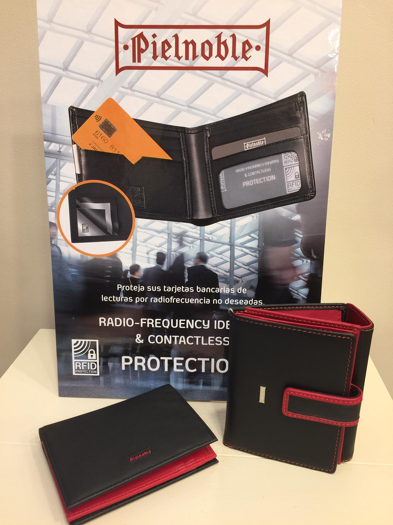 Marisa Bolsos y Complementos 12