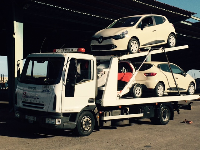 Transportes y Grúas Cuchi 3