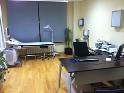 Consulta de Urología. Dr. Ruiz Serrano MEDICOS ESPECIALISTAS UROLOGIA Consulta de Urología. Dr. Ruiz Serrano MEDICOS ESPECIALISTAS UROLOGIA