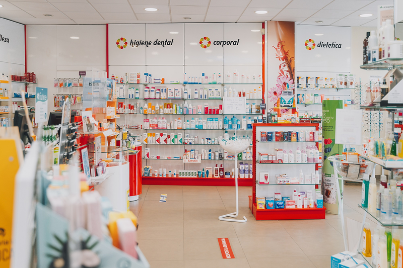 Farmacia Avenida A&ntilde;aza 10