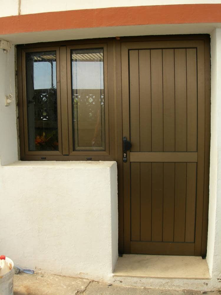 Aluminios Mujica CARPINTERIA DE ALUMINIO