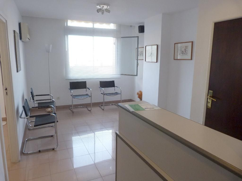 Cl&iacute;nica Dental Jorge Llull M&aacute;s CLINICAS DENTALES