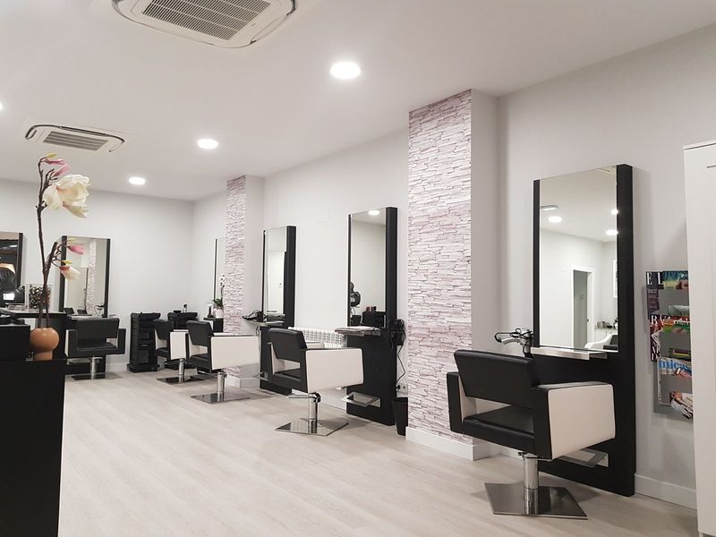 Yolanda Molina Peluqueros & Estilistas 3