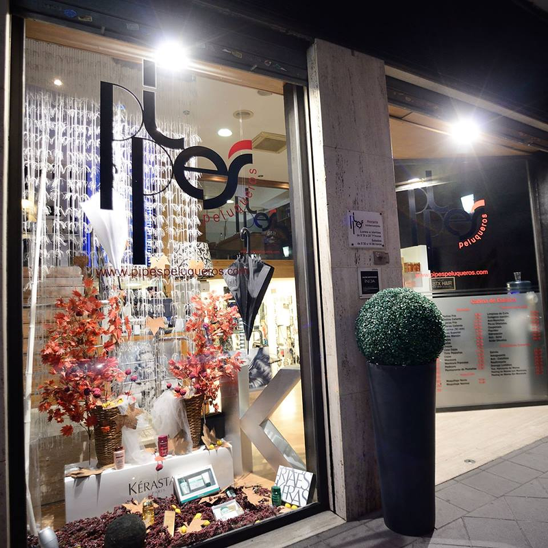 PIPE&acute;S PELUQUEROS PELUQUERIAS UNISEX