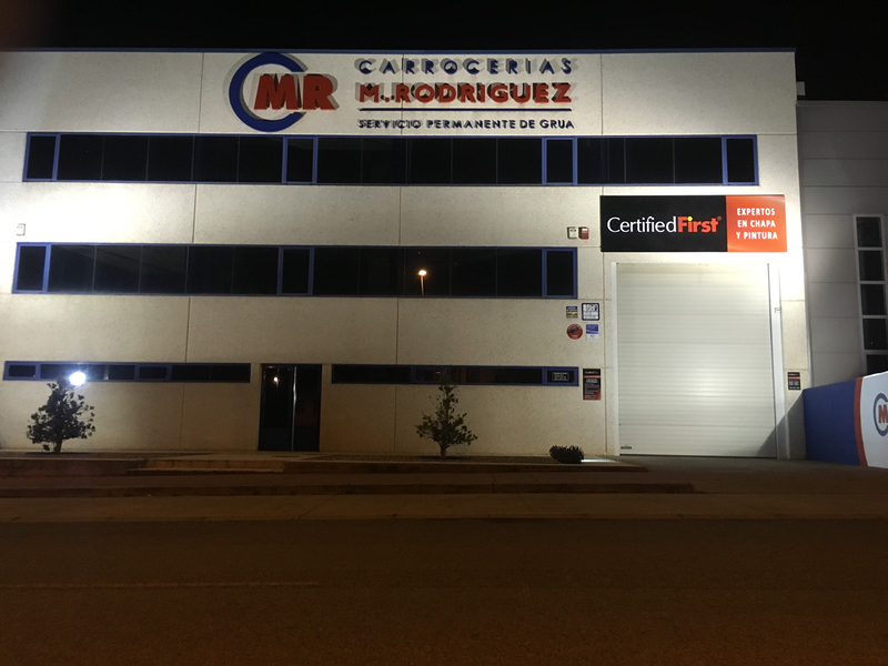 CARROCERÍAS M. RODRÍGUEZ 19