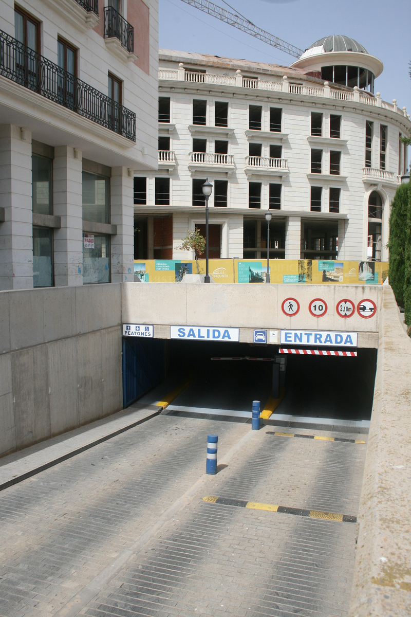 Parking Entrepuentes 3