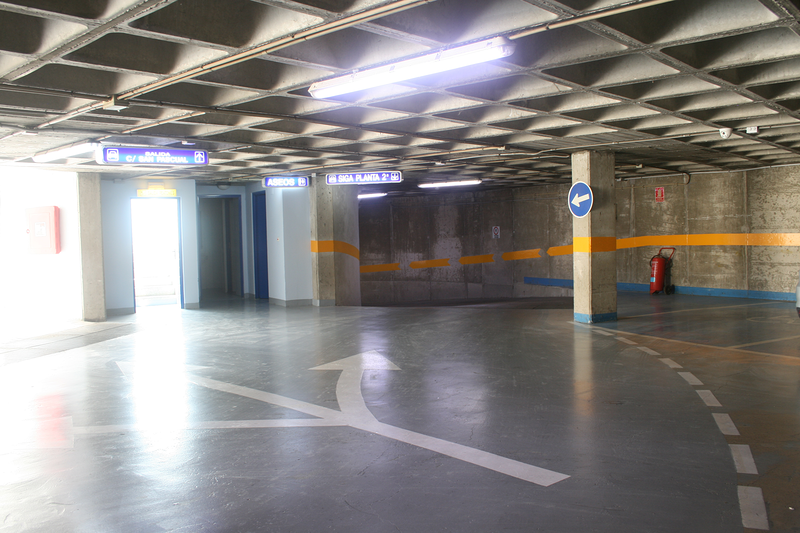 Parking Entrepuentes 4