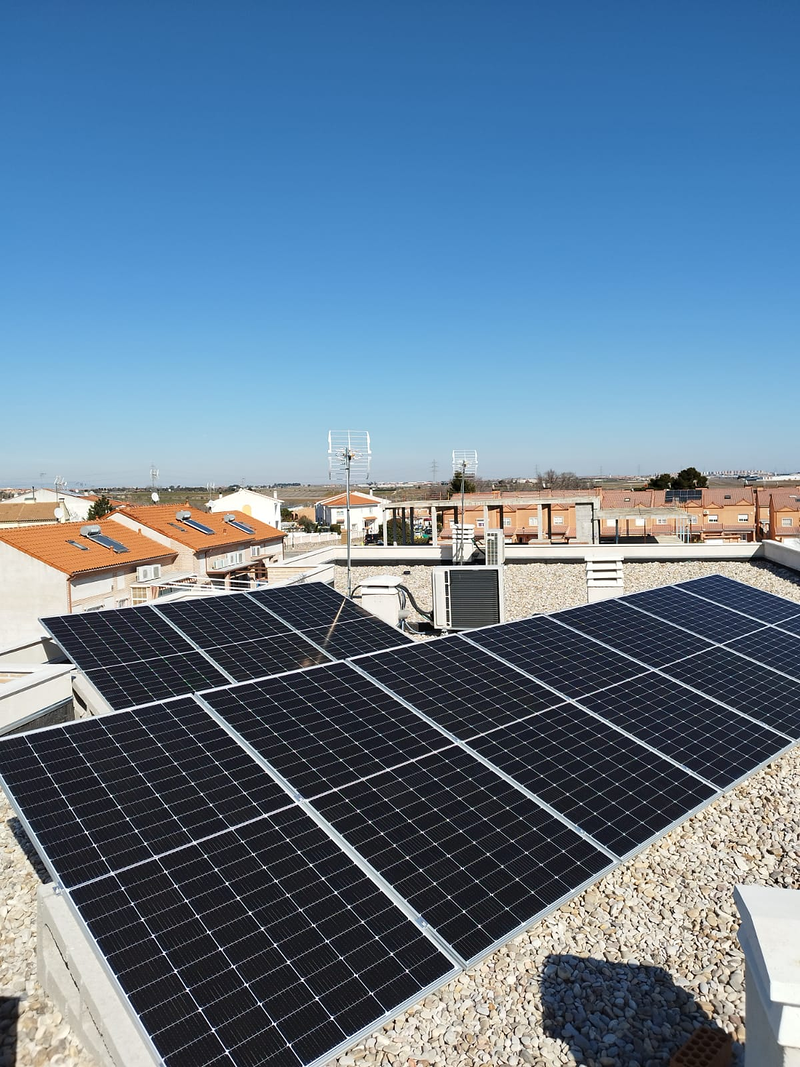 Colado Renovables Instalaci&oacute;n de Paneles Solares 3