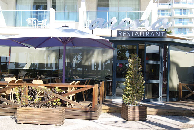 Arena Restaurant 4