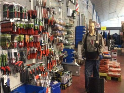 Comercial Plasencia 6