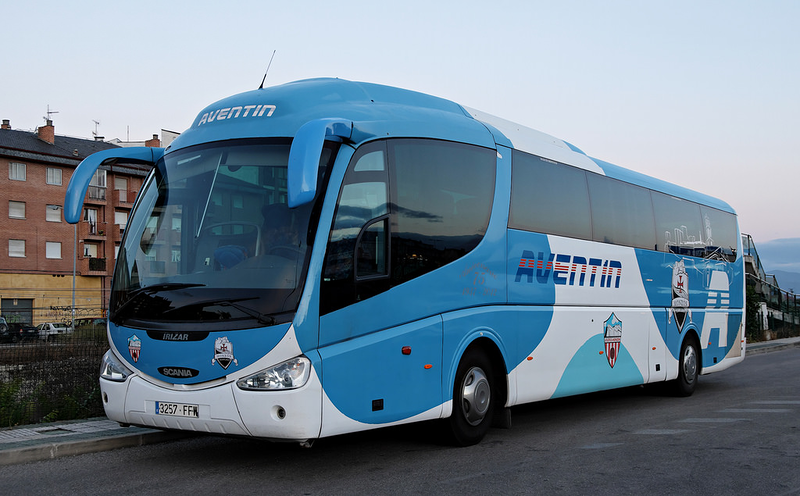 Autocares Avent&iacute;n 2