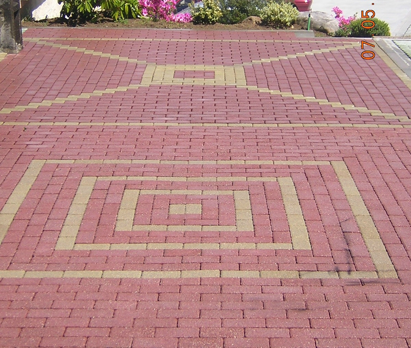 Derivados Del Cemento Covelo S.A. 13