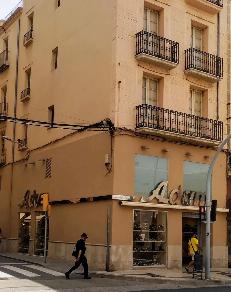 Cal&ccedil;ats Adam 6