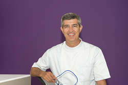 Ortoneda Clínica Dental CLINICAS DENTALES Ortoneda Clínica Dental CLINICAS DENTALES