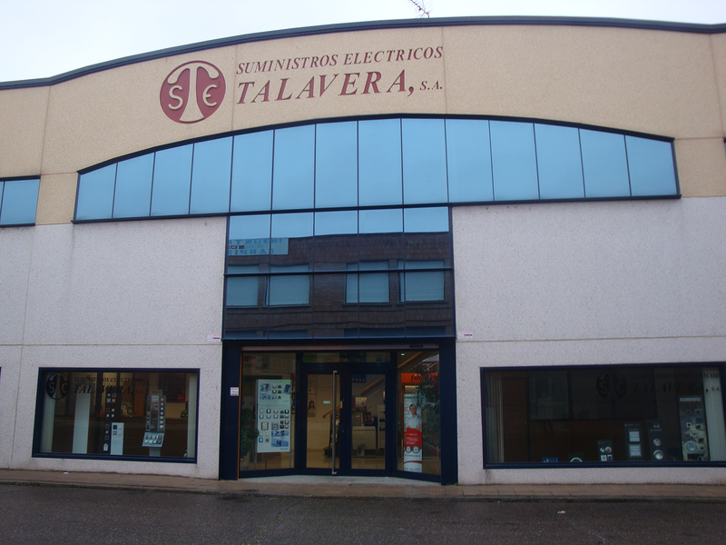 Suministros El&eacute;ctricos Talavera MATERIALES ELECTRICOS: FABRICANTES Y MAYORISTAS