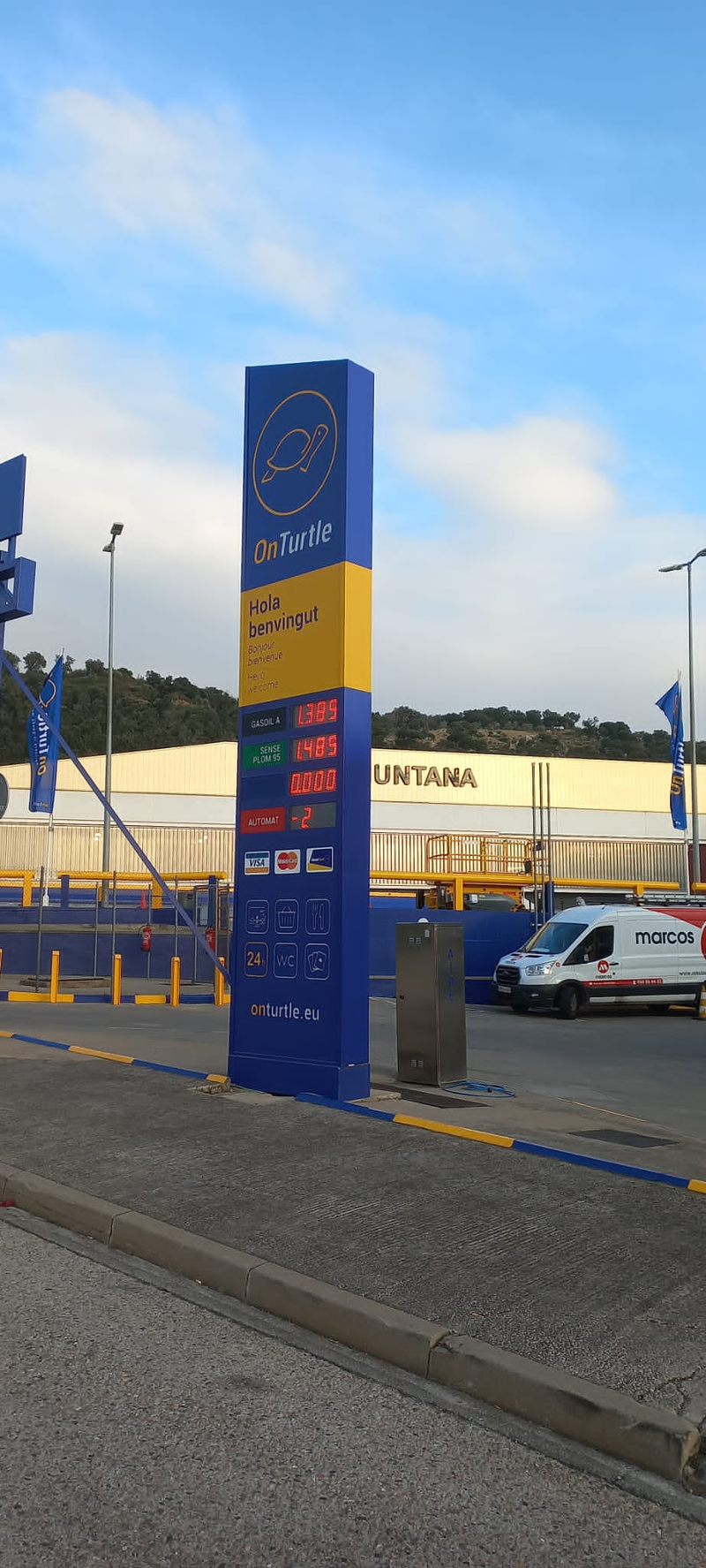 Rótulos Madrid Marcos - Fabricante de Rótulos y Vinilos -Rotulación de Fachadas ROTULOS