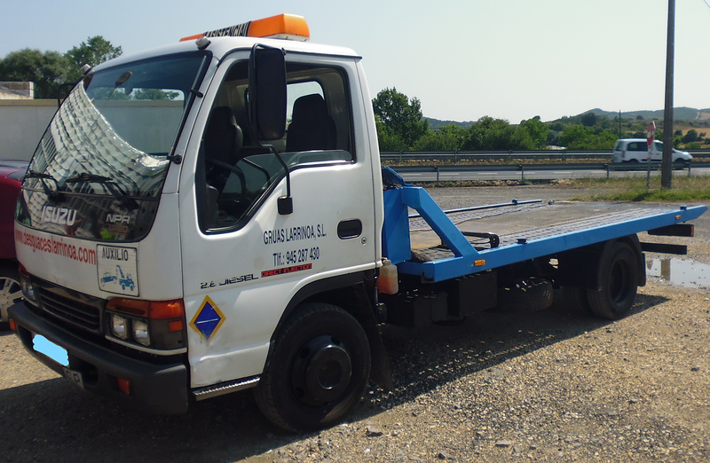 Desguaces y Grúas Larrinoa 3