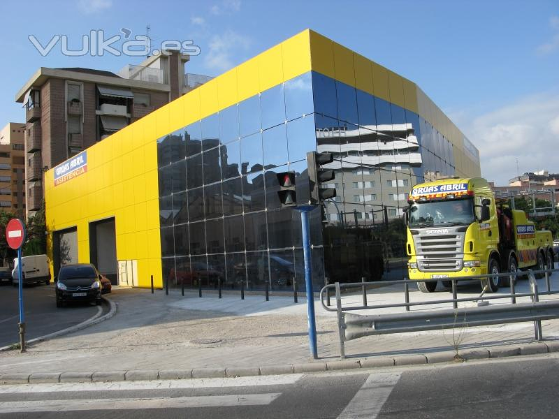 Parking Gr&uacute;as Abril 5