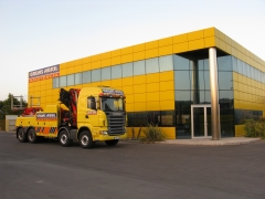 Parking Gr&uacute;as Abril 7