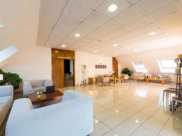 Hotel & Restaurante Infantas de Le&oacute;n 8