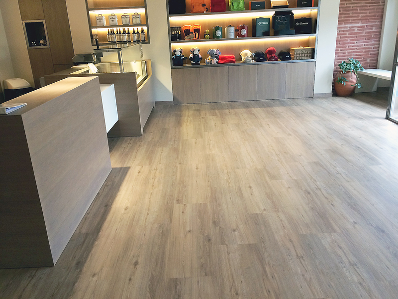 Parquets Simón Nicolás S.l. PARQUES: VENTA E INSTALACION