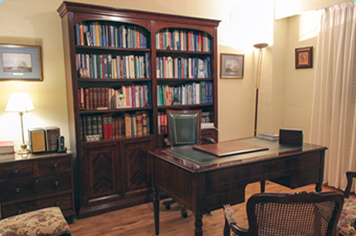 Dr. Goenechea MEDICOS ESPECIALISTAS PSIQUIATRIA