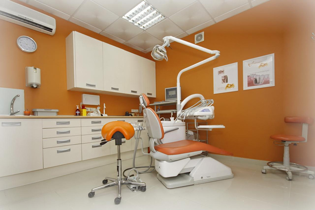 Morey CLINICAS DENTALES