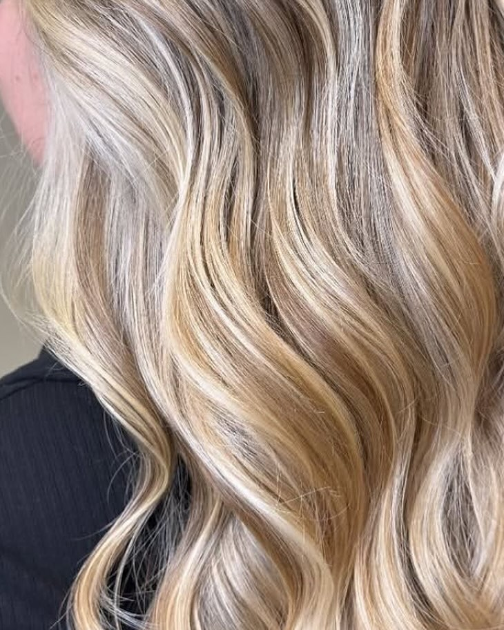 Peluquer&iacute;a Blanc I Negre 10