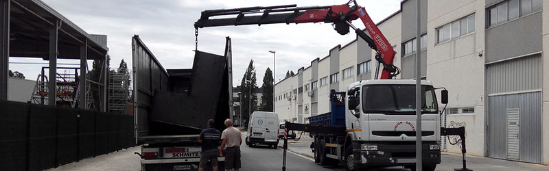 Unión Grúas GRUAS CAMION Y MOVILES: SERVICIOS