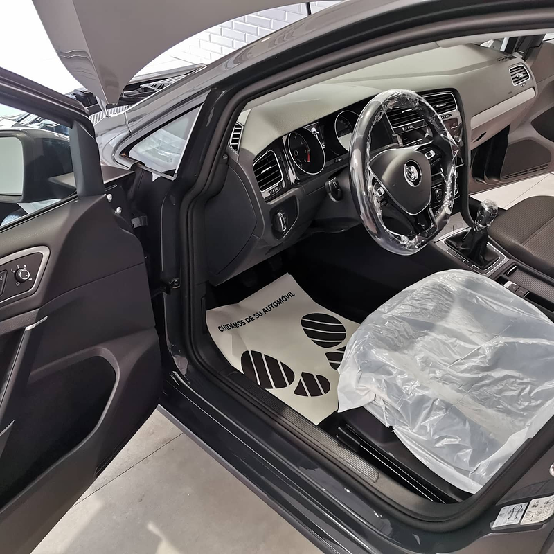 Maxi Wash Detailing Center 8