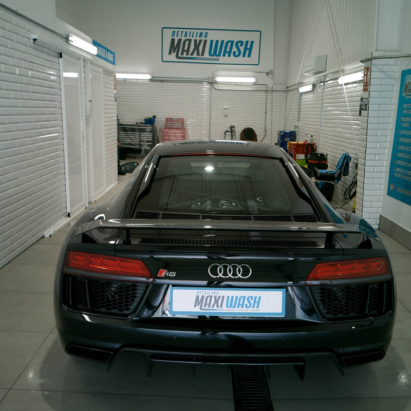 Maxi Wash Detailing Center LAVADO DE VEHICULO: EMPRESAS