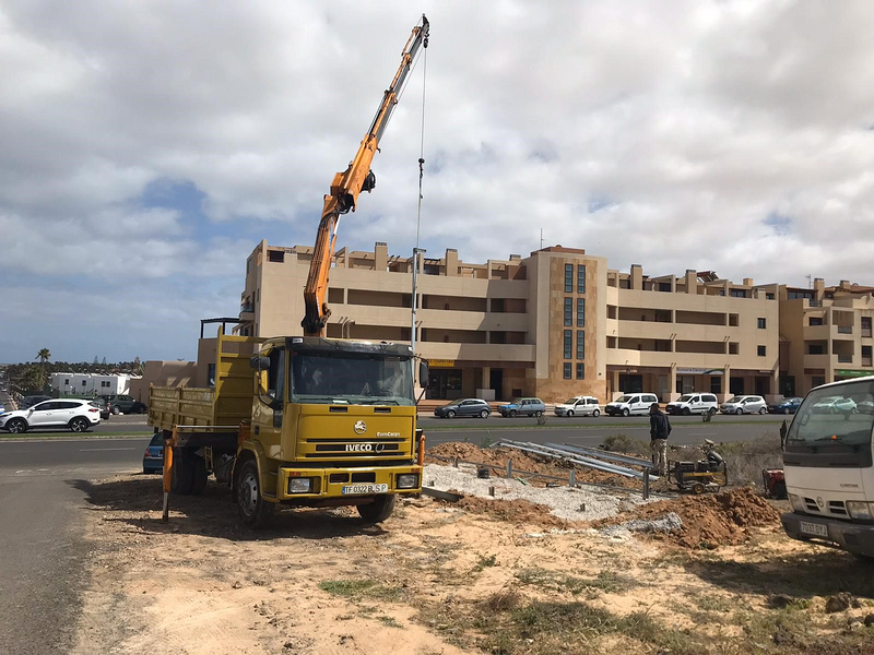 Transportes y Gr&uacute;as Sisi 2