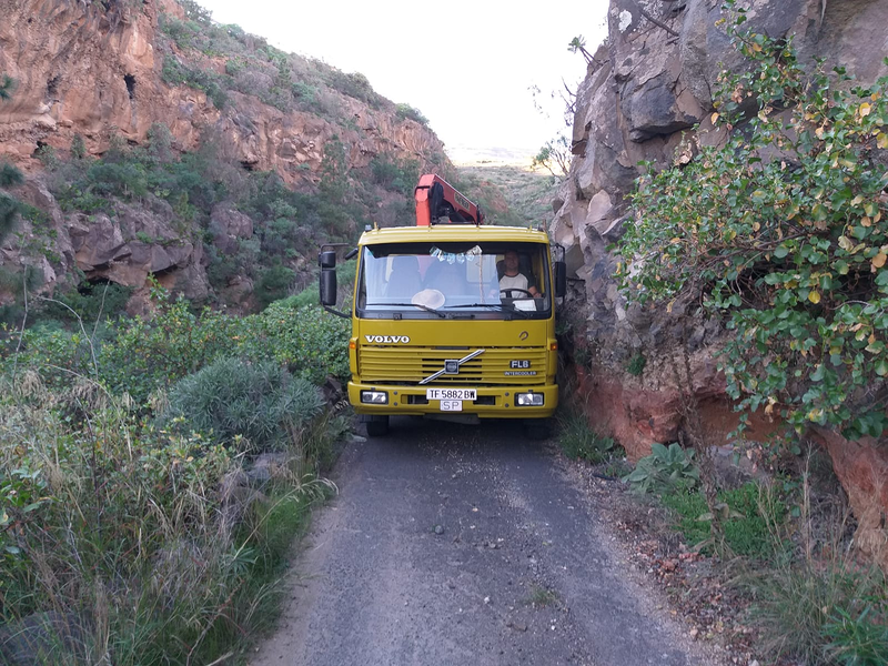 Transportes y Gr&uacute;as Sisi 11