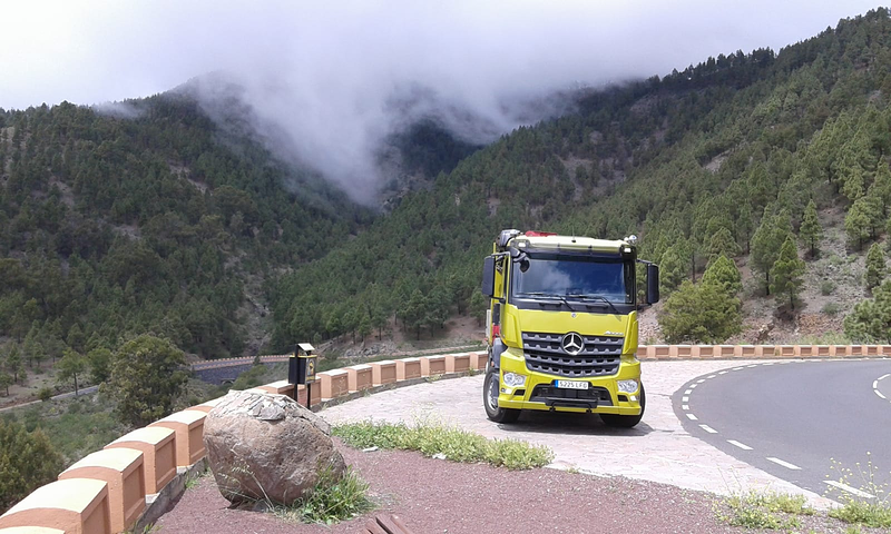 Transportes y Gr&uacute;as Sisi 23