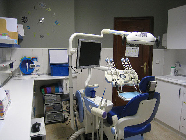 Cl&iacute;nica Dental I&ntilde;austi 5