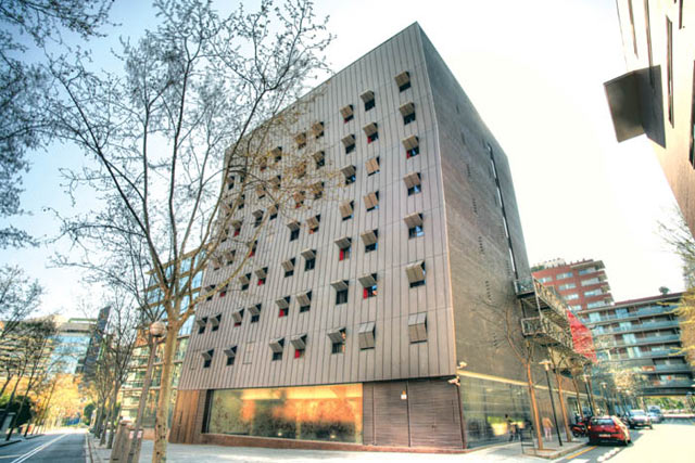 COL·LEGI MAJOR UNIVERSITARI SANT JORDI RESIDENCIAS DE ESTUDIANTES COL·LEGI MAJOR UNIVERSITARI SANT JORDI RESIDENCIAS DE ESTUDIANTES