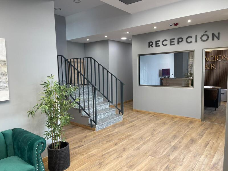 Mudanzas &Aacute;vila 4