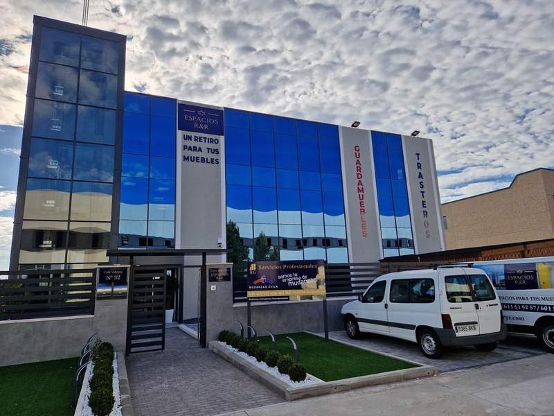 Mudanzas &Aacute;vila 5