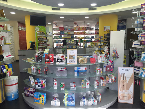 Farm&agrave;cia Rigall 4