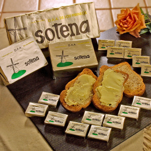 Distribucions Alimenticies Anetos PRODUCTOS LACTEOS: FABRICANTES Y MAYORISTAS
