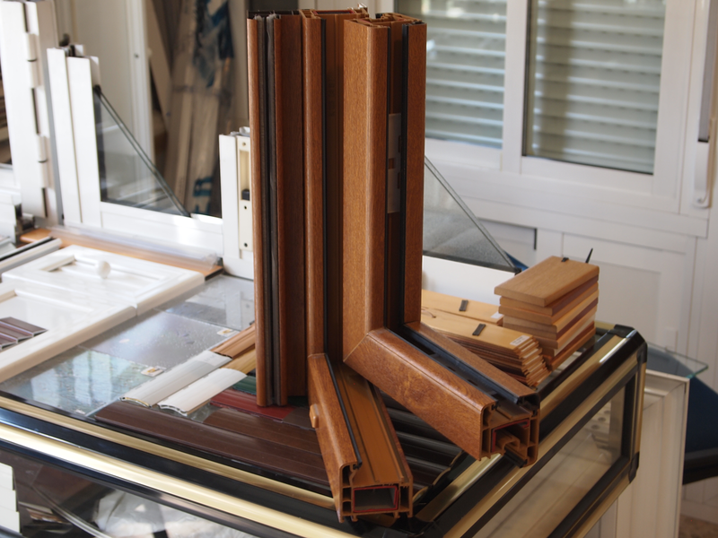 Aluminios Goya Dorado 11