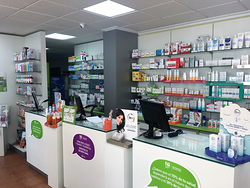 Farmacia Ldo. Luis F. Ruiz de Castañeda 3 Farmacia Ldo. Luis F. Ruiz de Castañeda 3