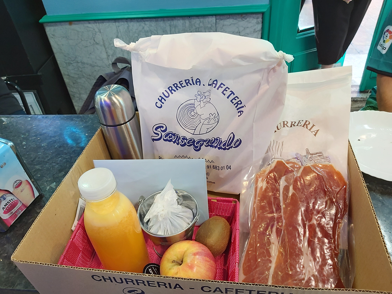 Churrer&iacute;a Sansegundo Cafeteria 15