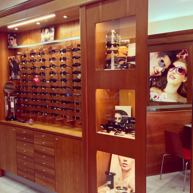 &Oacute;ptica Meseguer 6