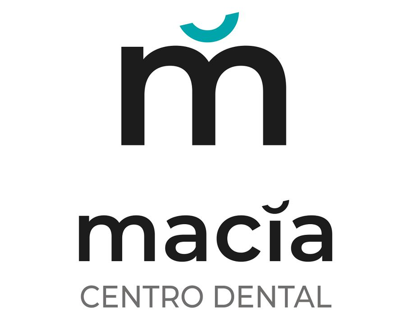 Centro Dental Mac&iacute;a CLINICAS DENTALES