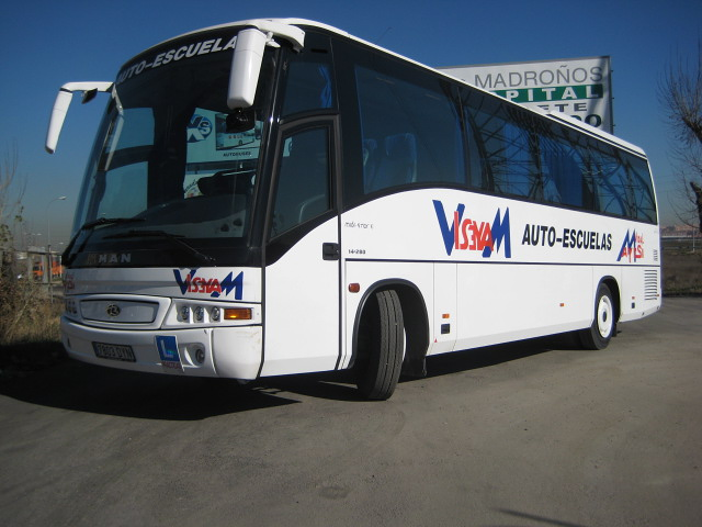 AUTOESCUELA VIDAL MAYESI & VISEYAM 2