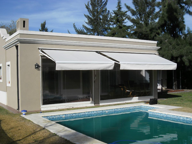 Toldos Gran V&iacute;a 8