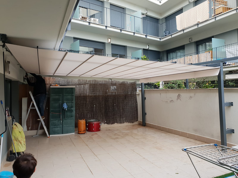 Toldos Gran V&iacute;a 12