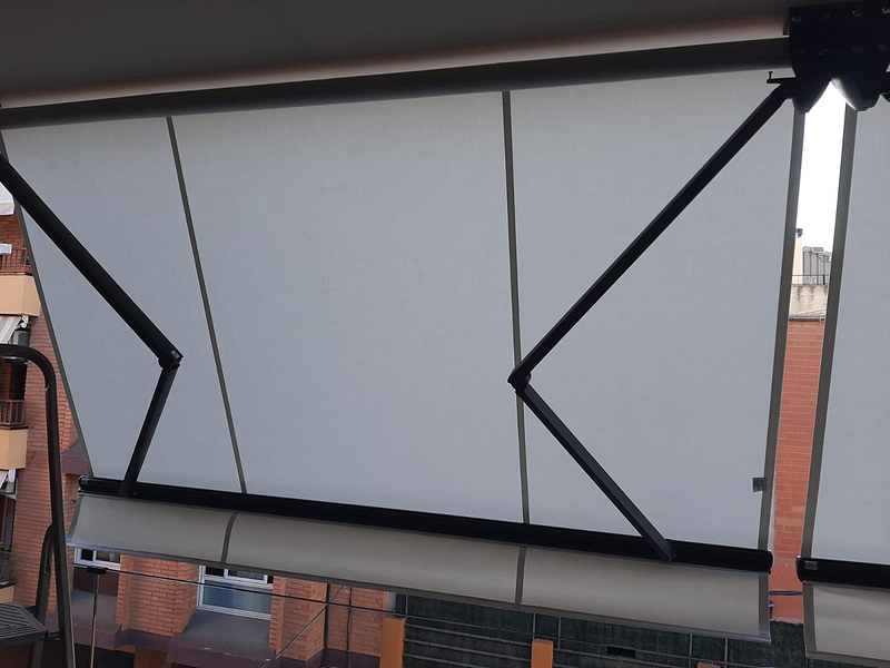 Toldos Gran V&iacute;a 13