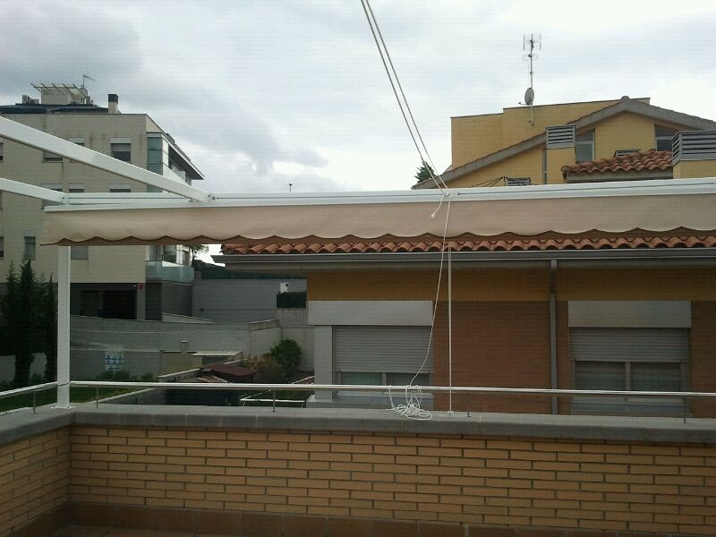 Toldos Gran V&iacute;a 2